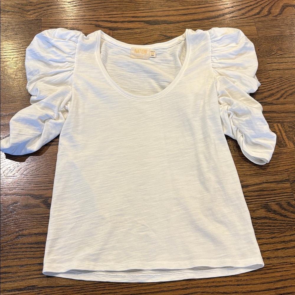 Nation LtD white Scoop Neck Puff-Sleeve Short Sleeve Top, xS, ruched sleeves